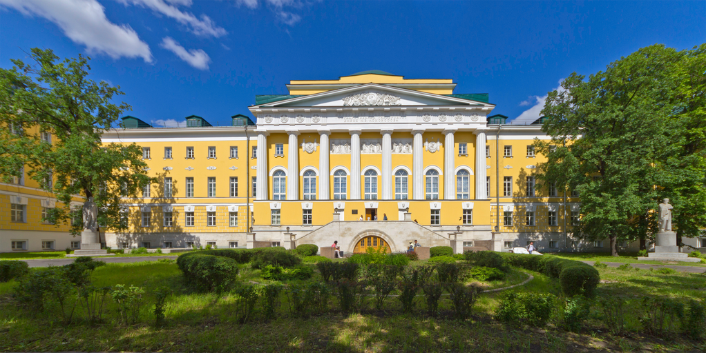 Казаковский корпус МГУ)